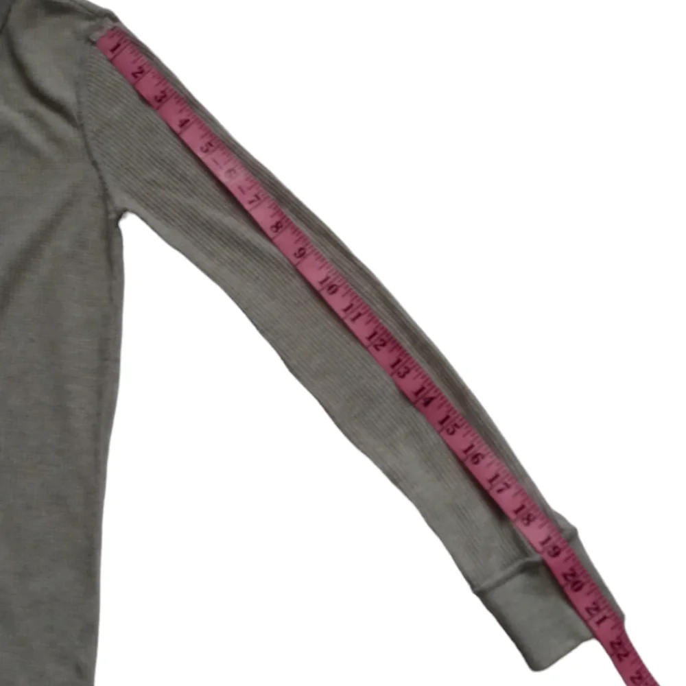 FRUIT OF THE LOOM BOYS' THERMAL 2-PIECE SET. SIZE L/G 10/12. COLOR GRAY. - Picture 9 of 16